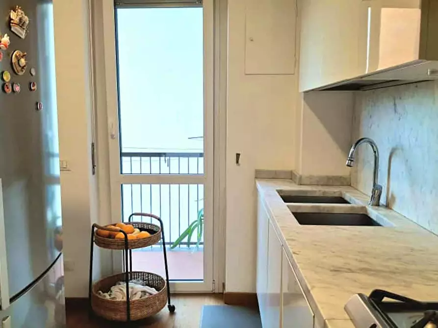 Immagine 10 di Appartamento in affitto  in Via Medeghino a Milano