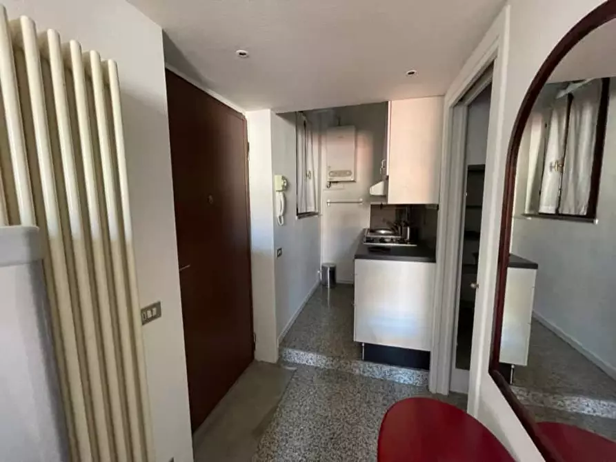 Immagine 10 di Appartamento in affitto  in Via Giovanni Battista Niccolini25 a Milano