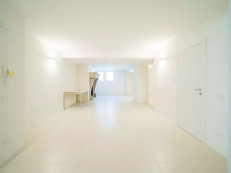 Immagine 27 di Appartamento in affitto  in Via degli Ottoboni43 a Milano