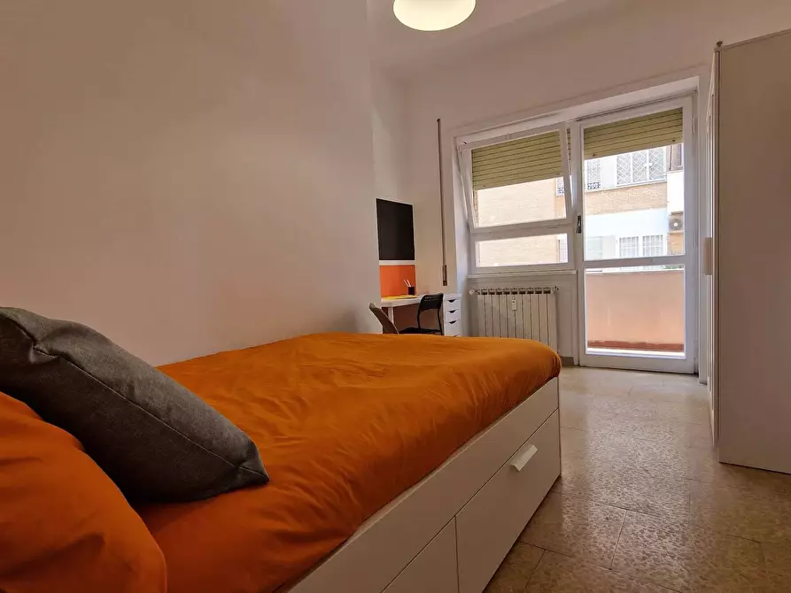 Immagine 2 di Camera in affitto  in Lungotevere di Pietra Papa61 a Roma