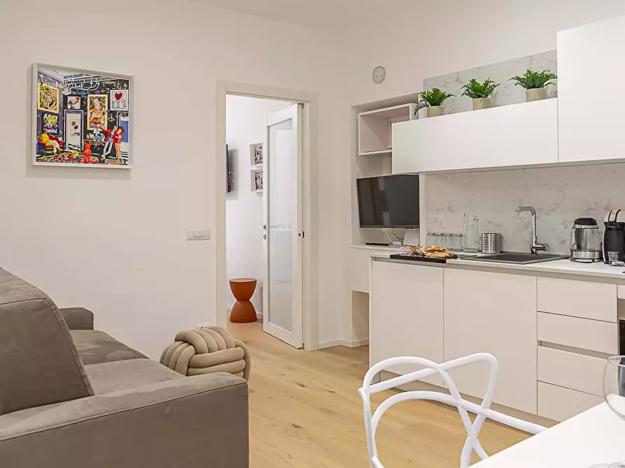 Immagine 2 di Appartamento in affitto  in Corso di Porta Ticinese40 a Milano