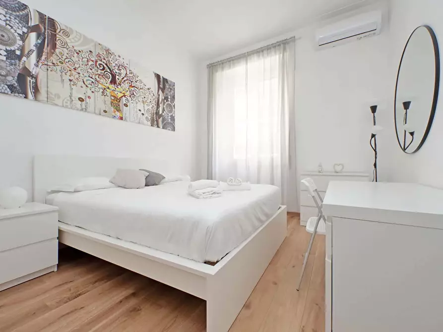 Immagine 15 di Appartamento in affitto  in Via Livorno36 a Roma