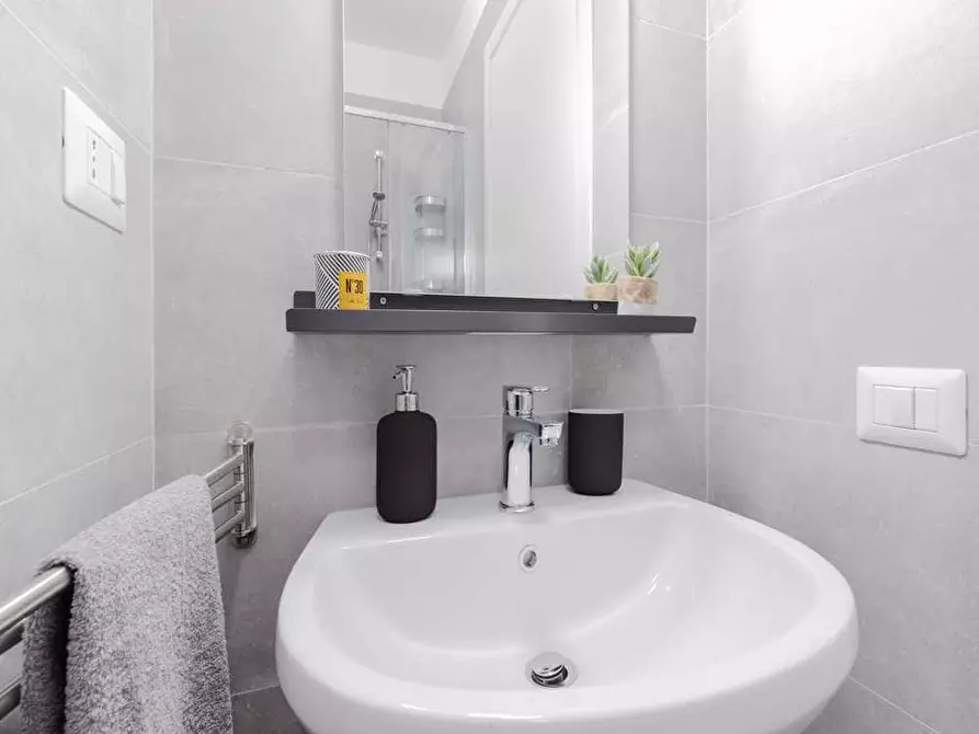 Immagine 8 di Camera in affitto  in Viale Bligny28 a Milano