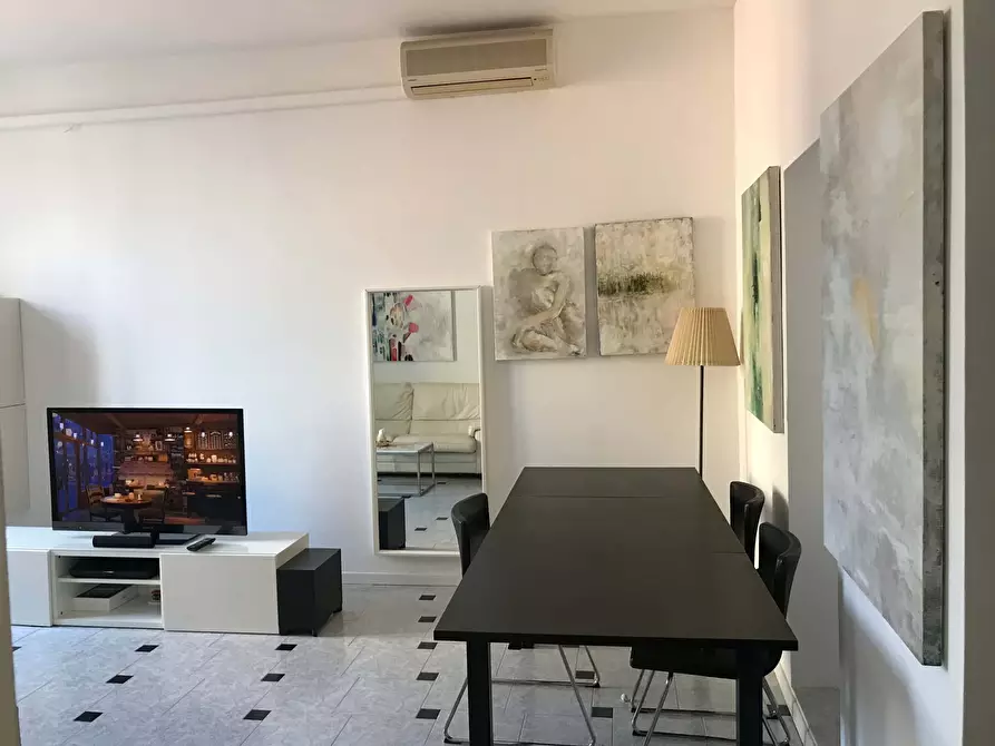 Immagine 1 di Appartamento in affitto  in Via Marcantonio dal Re16 a Milano