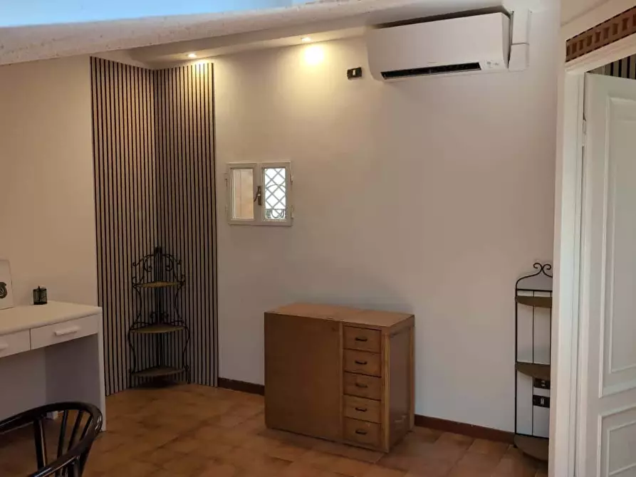 Immagine 20 di Appartamento in affitto  in Via Volturno40 a Roma