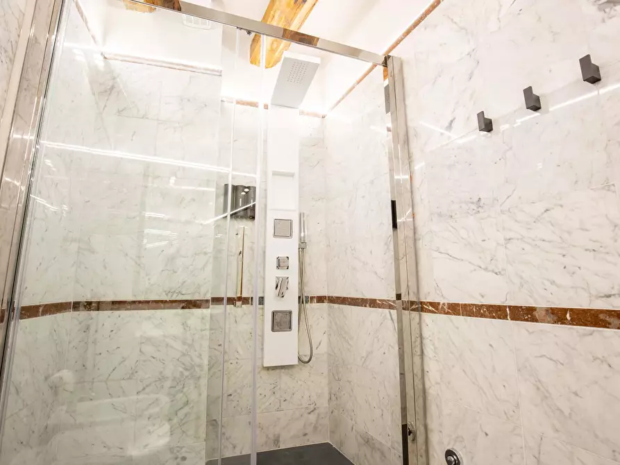 Immagine 9 di Appartamento in affitto  in Via de' Falegnami16 a Bologna