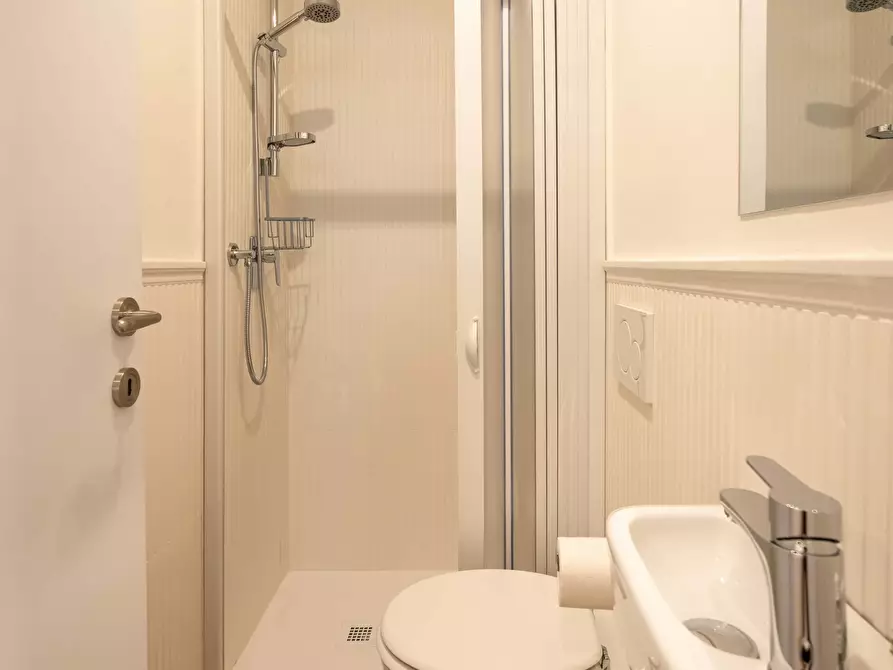 Immagine 29 di Appartamento in affitto  in Via Santa Reparata a Firenze