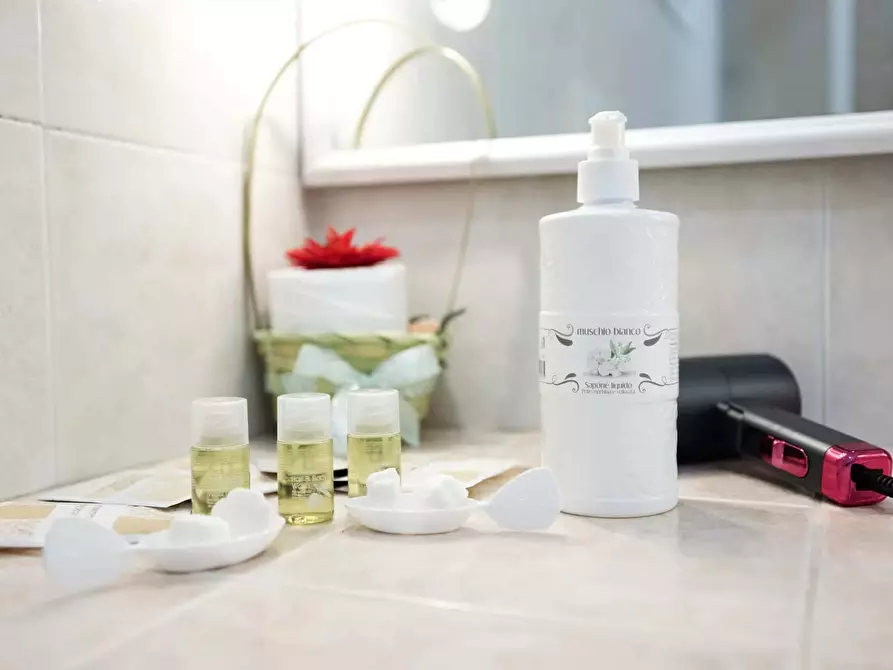 Immagine 10 di Appartamento in affitto  in Viale dei Pini19 a Riccione