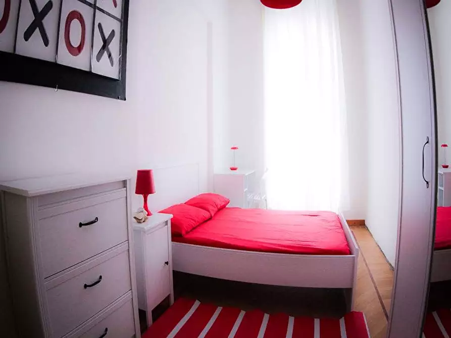 Immagine 1 di Camera in affitto  in Viale Regina Giovanna38 a Milano