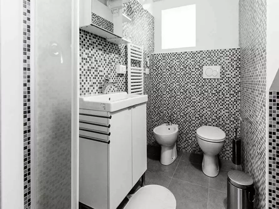 Immagine 10 di Camera in affitto  in Via Oreste Regnoli50 a Bologna