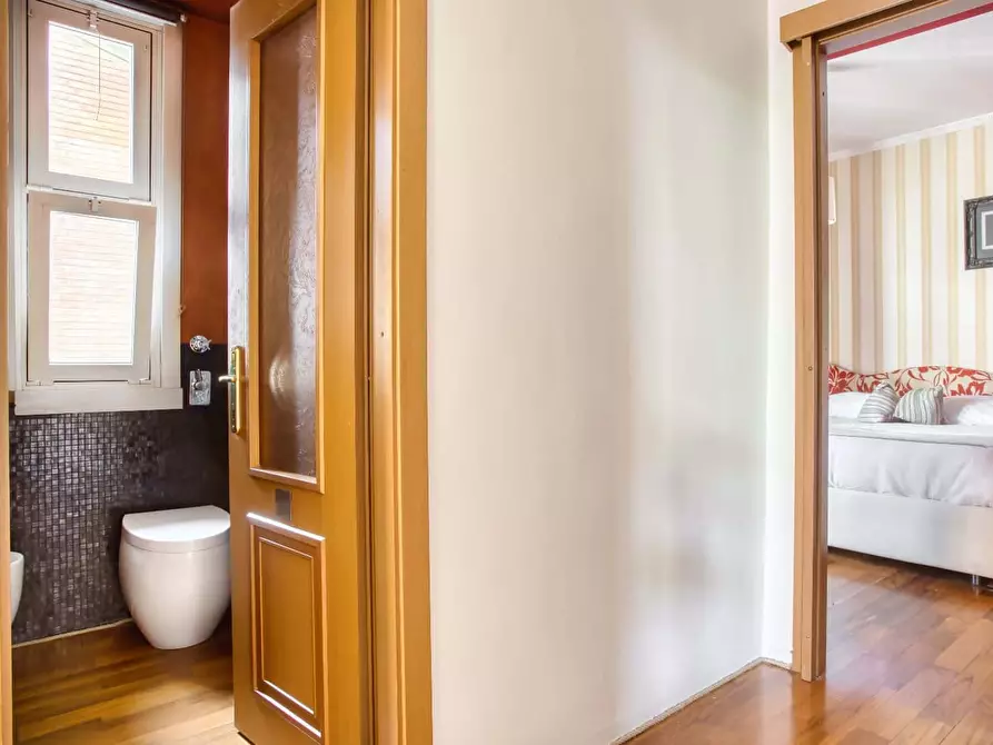 Immagine 18 di Appartamento in affitto  in Via Fratelli Rosselli21/4 a Milano