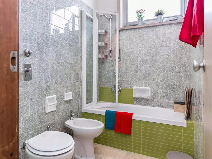 Immagine 13 di Camera in affitto  in Via Giuseppe Frua16 a Milano