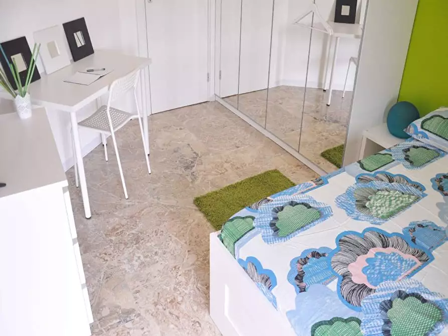 Immagine 9 di Camera in affitto  in Viale Molise65 a Milano