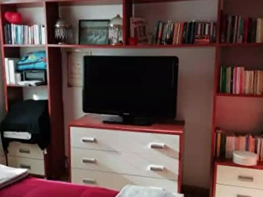 Immagine 2 di Appartamento in affitto  in Via Acquaroni103 a Roma