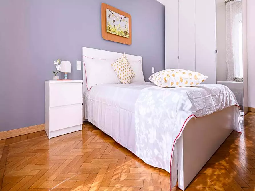 Immagine 2 di Camera in affitto  in Piazzetta Guastalla7 a Milano