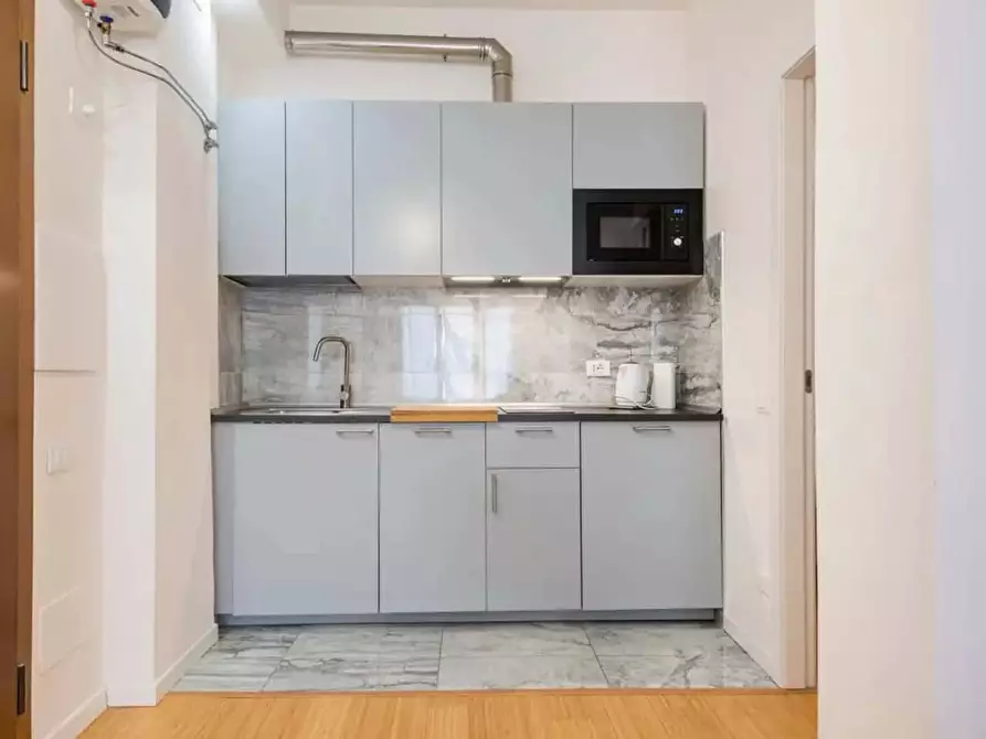 Immagine 11 di Appartamento in affitto  in Vicolo Leoni5 a Verona