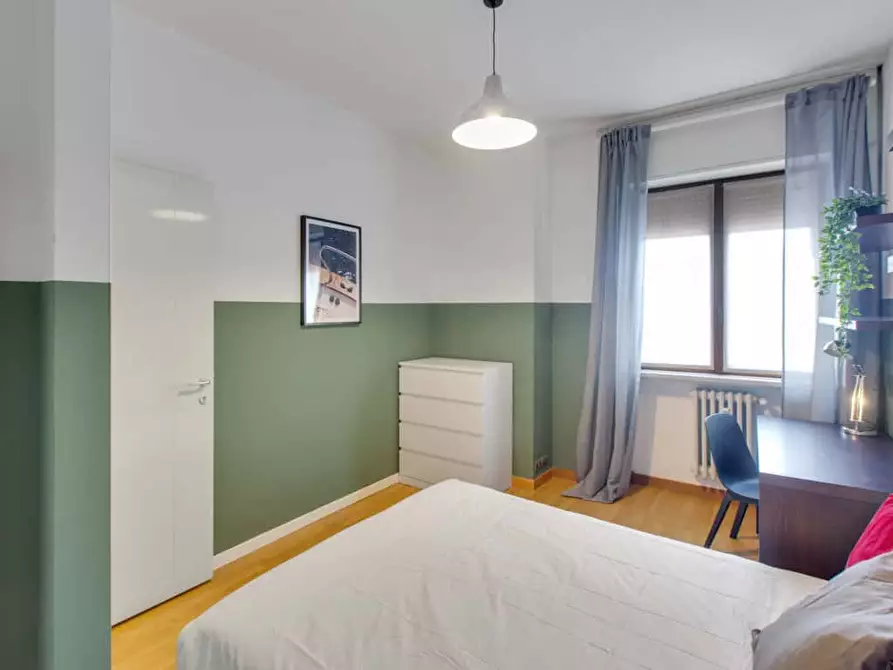 Immagine 4 di Camera in affitto  in Via Egadi7 a Milano