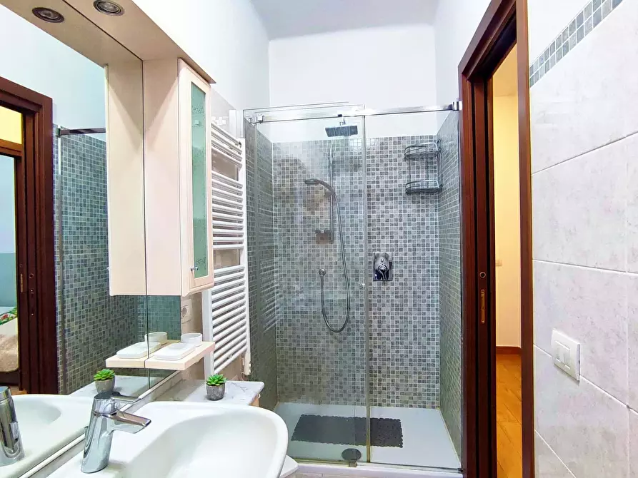 Immagine 10 di Appartamento in affitto  in Piazza Rosa Scolari5 a Milano