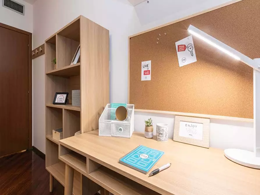 Immagine 8 di Camera in affitto  in Via Giovanni Spadolini10a a Milano