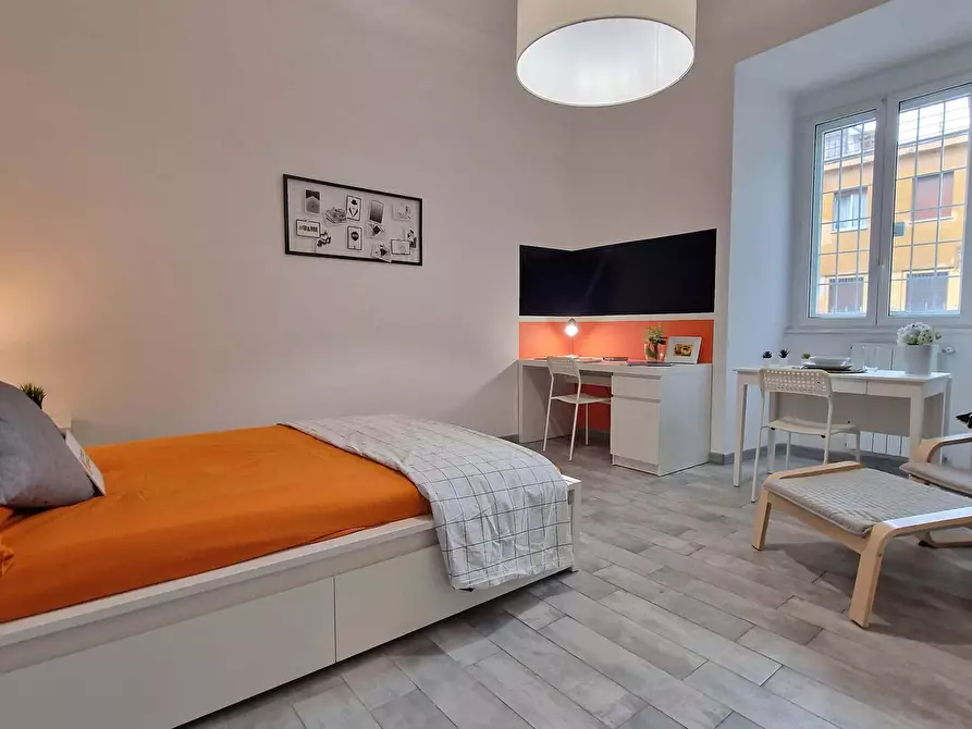 Immagine 4 di Camera in affitto  in Via Ostiense343 a Roma
