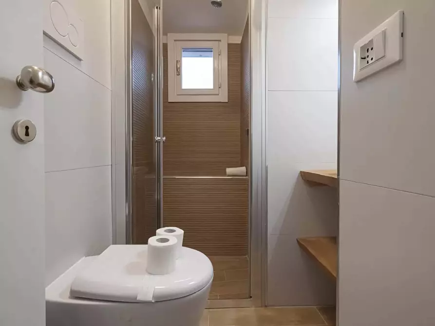 Immagine 14 di Appartamento in affitto  in Viale Certosa153 a Milano