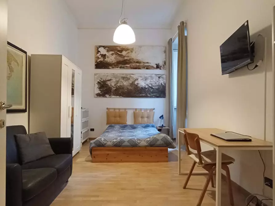 Immagine 1 di Camera in affitto  in Via Angelo Poliziano27 a Roma