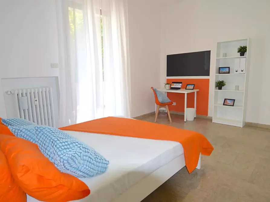 Immagine 3 di Camera in affitto  in Via Emilia Est36 a Modena