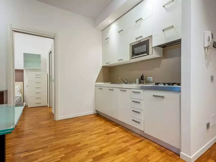 Immagine 10 di Appartamento in affitto  in Via San Gregorio43 a Milano