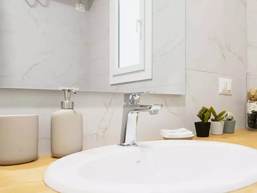 Immagine 31 di Appartamento in affitto  in Viale Col di Lana6a a Milano