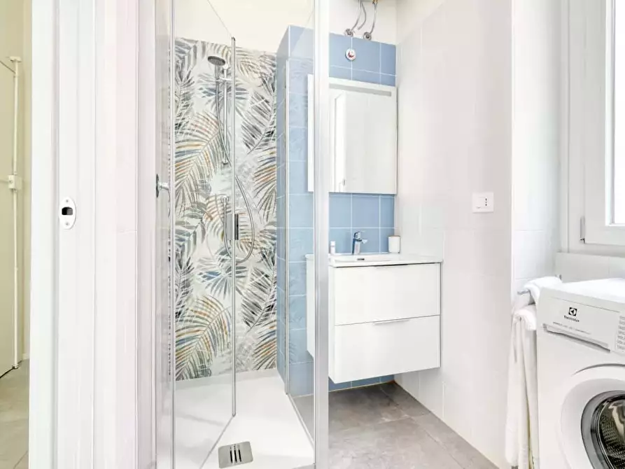 Immagine 9 di Appartamento in affitto  in Via Nino Bixio34 a Milano