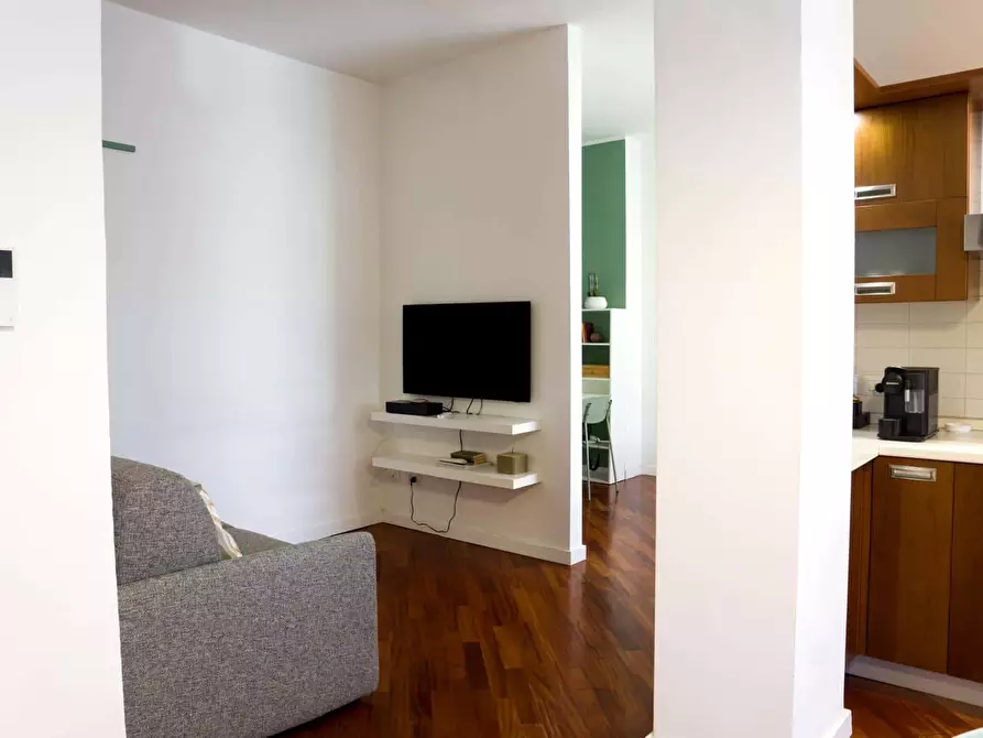 Immagine 6 di Appartamento in affitto  in Viale Ca' Granda2 a Milano