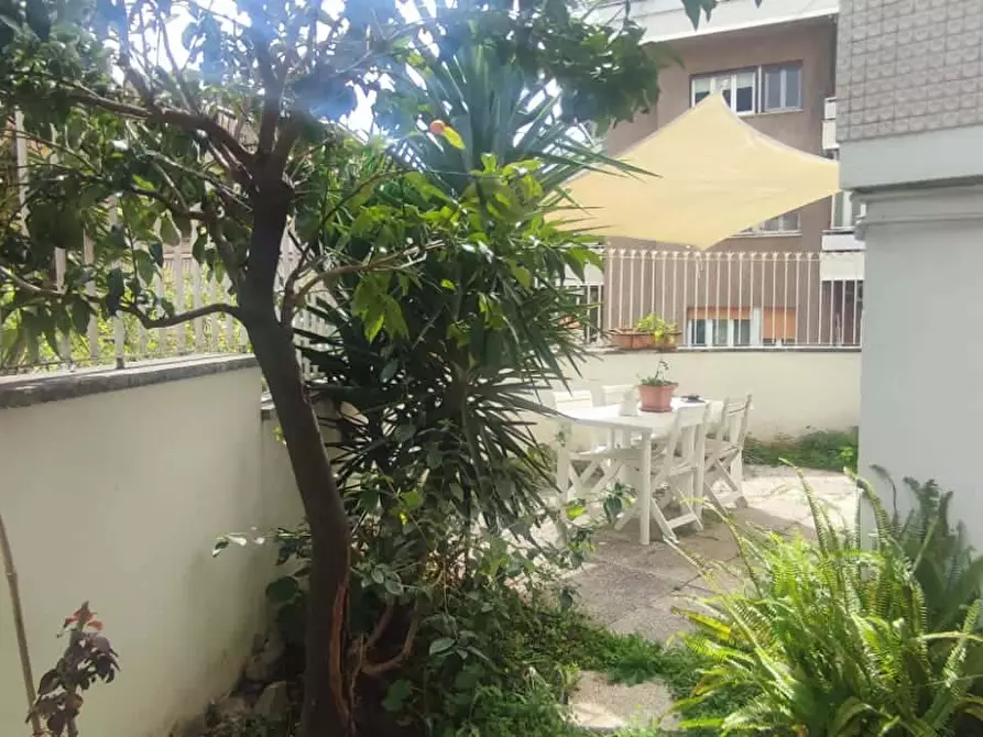 Immagine 23 di Appartamento in affitto  in Via San Pio V126 a Roma