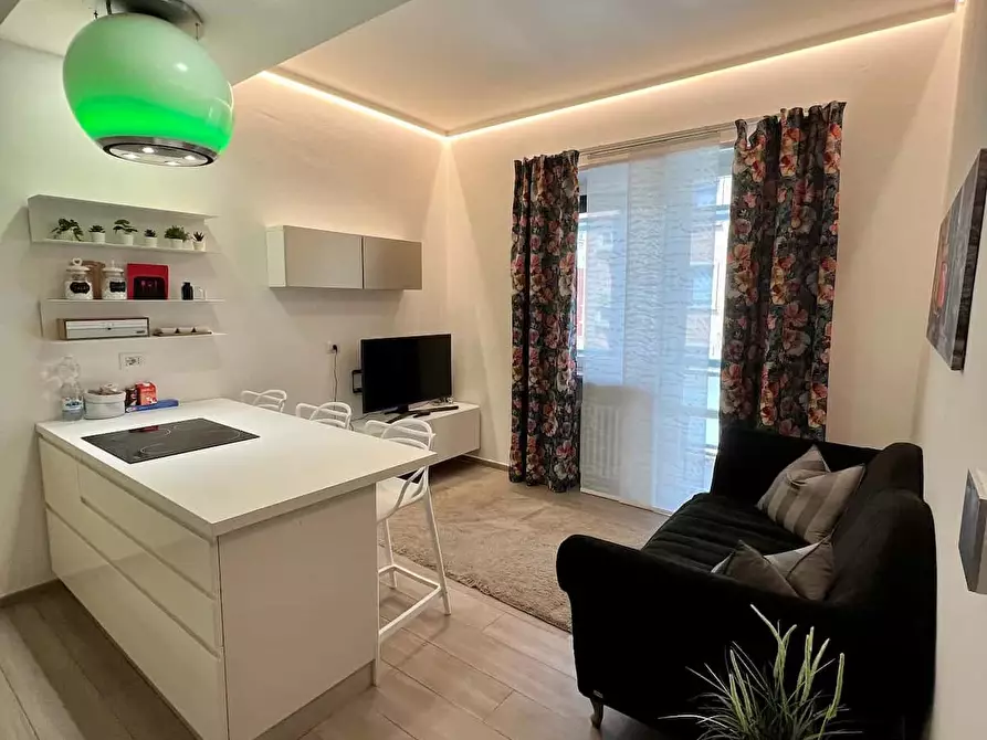 Immagine 1 di Appartamento in affitto  in Via Dante Di Nanni105 a Torino