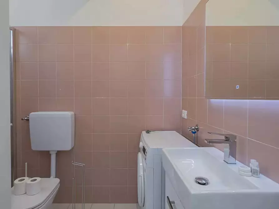 Immagine 13 di Appartamento in affitto  in Via Accademia53 a Milano