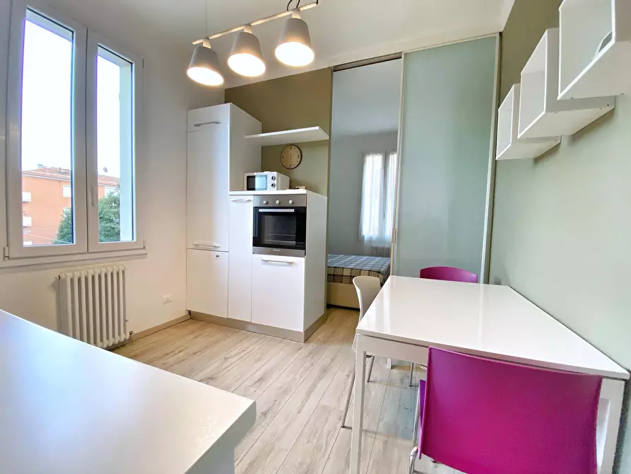 Immagine 3 di Appartamento in affitto  in Via Giuseppe Maria Mitelli2/2 a Bologna