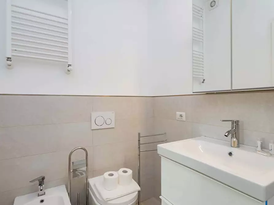 Immagine 15 di Appartamento in affitto  in Via Giambellino131 a Milano