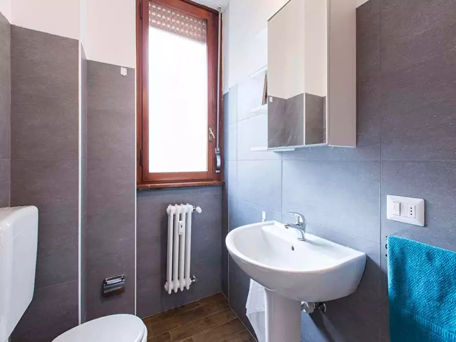 Immagine 22 di Camera in affitto  in Via Rubens23 a Milano