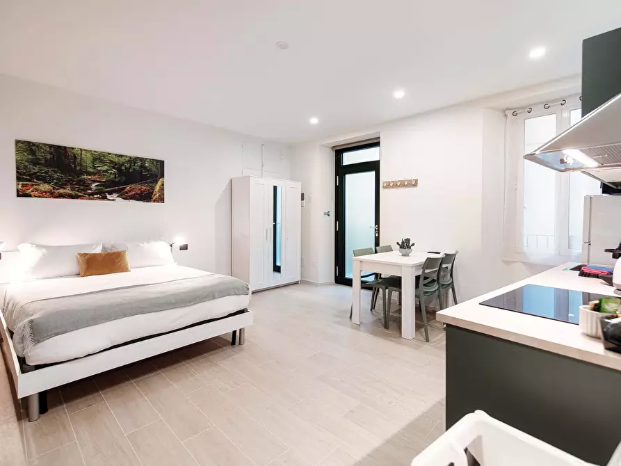 Immagine 7 di Appartamento in affitto  in Via Milano18 a Como