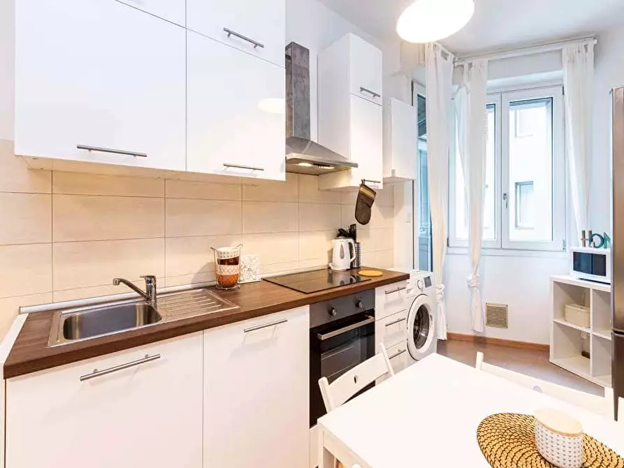 Immagine 10 di Camera in affitto  in Corso Vercelli25 a Milano