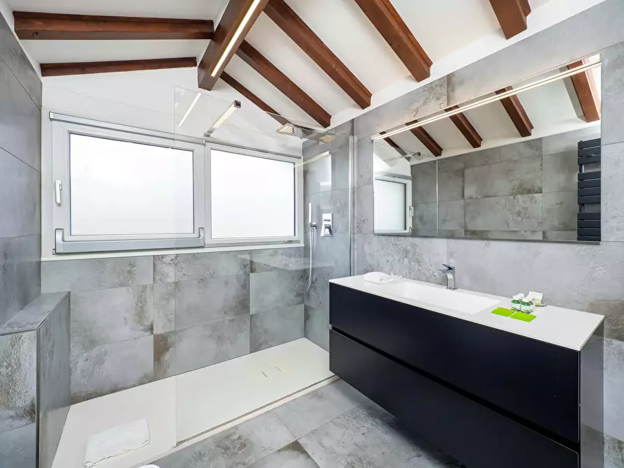 Immagine 58 di Appartamento in affitto  in Viale Umbria50 a Milano