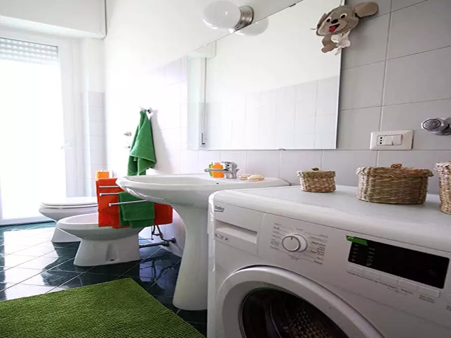 Immagine 18 di Camera in affitto  in Via Val Lavizzana1 a Milano