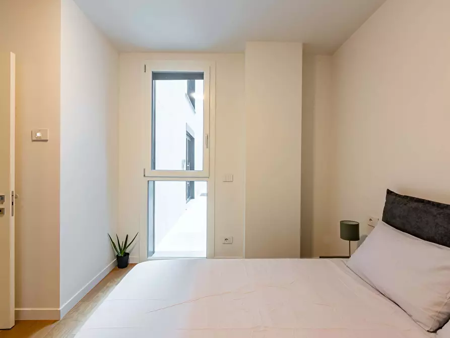 Immagine 8 di Appartamento in affitto  in Via Principe Eugenio3 a Milano