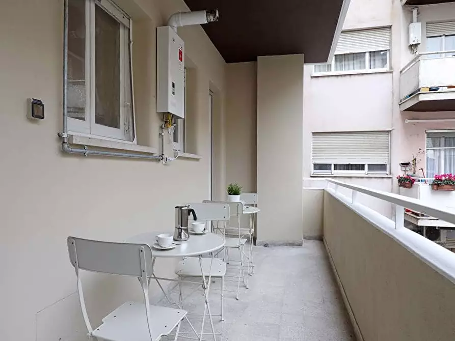 Immagine 21 di Camera in affitto  in Via Antonino Lo Surdo57 a Roma