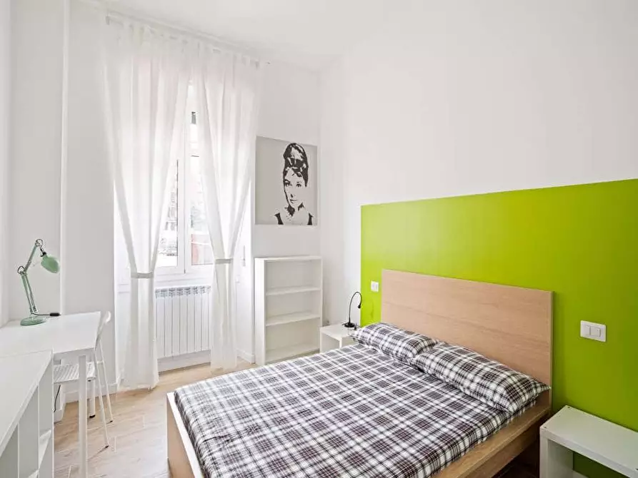 Immagine 3 di Camera in affitto  in Viale Legioni Romane39 a Milano