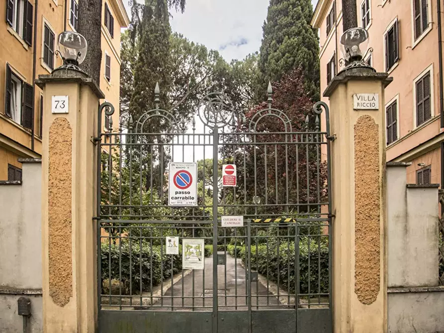 Immagine 43 di Appartamento in affitto  in Via Donatello50 a Roma