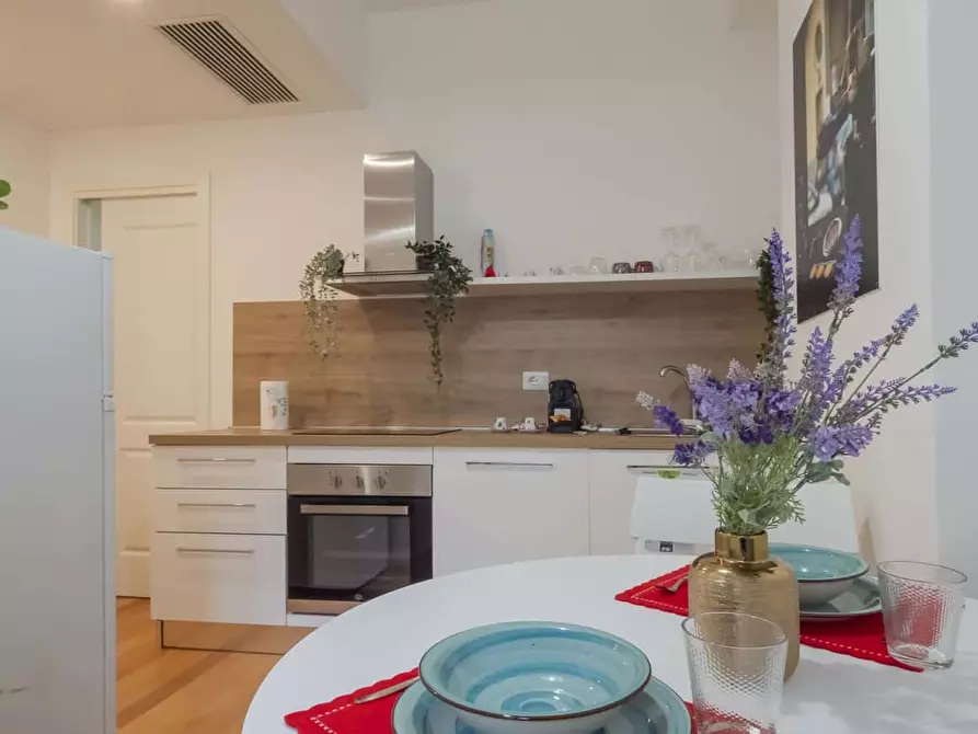 Immagine 14 di Appartamento in affitto  in Via Gressoney1 a Milano