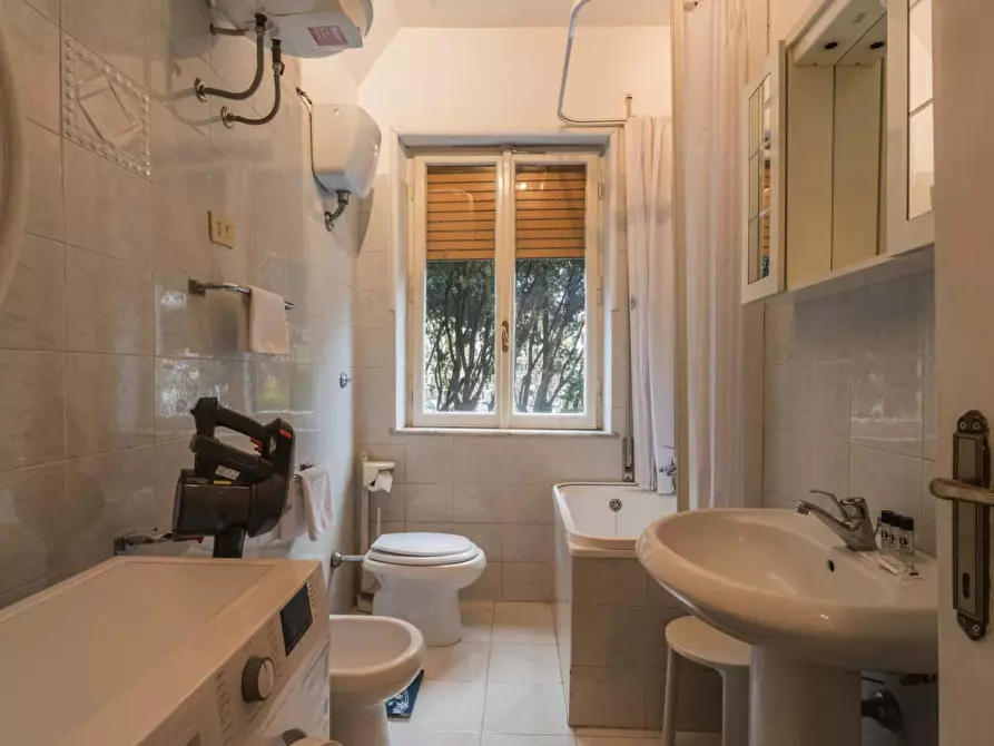 Immagine 5 di Appartamento in affitto  in Via Giunio Bazzoni5 a Roma