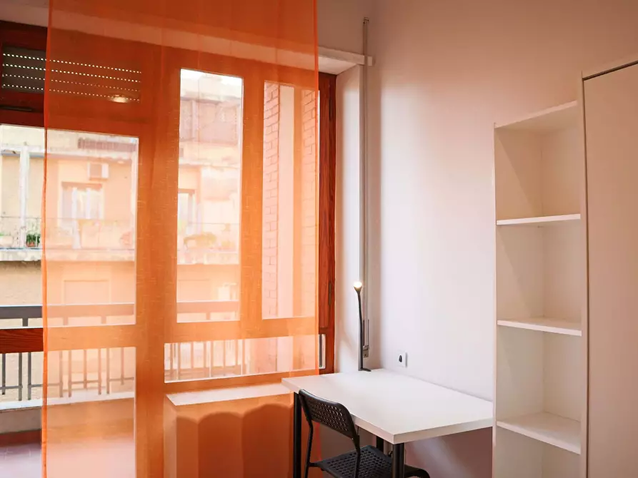 Immagine 2 di Camera in affitto  in Via Tigellio24 a Cagliari