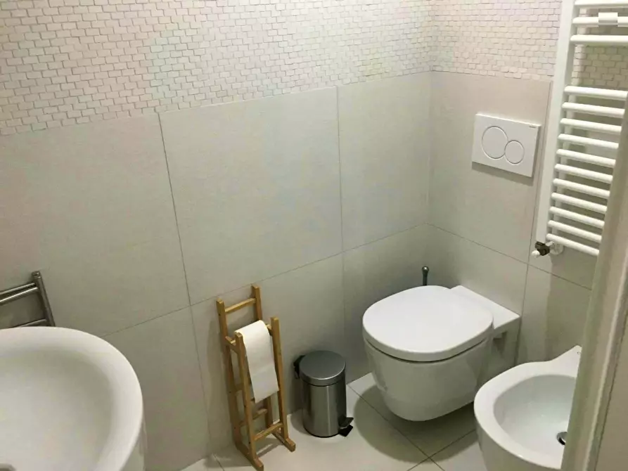 Immagine 18 di Appartamento in affitto  in Via Luigi Mercantini a Milano