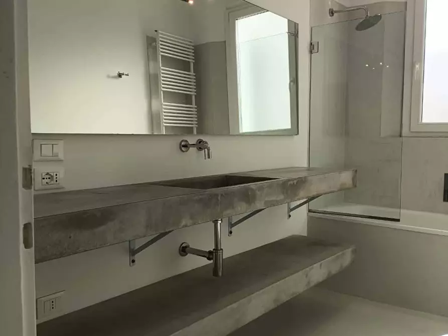 Immagine 112 di Appartamento in affitto  in Via Irnerio9 a Bologna